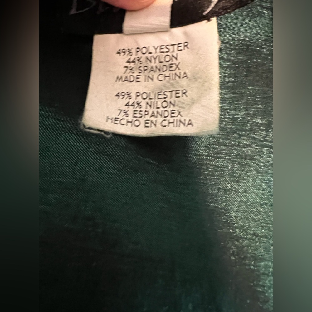 Blu Sage Formal Blouse Women’s Size 12 Green with Rhinestone Buttons - Picture 6 of 7